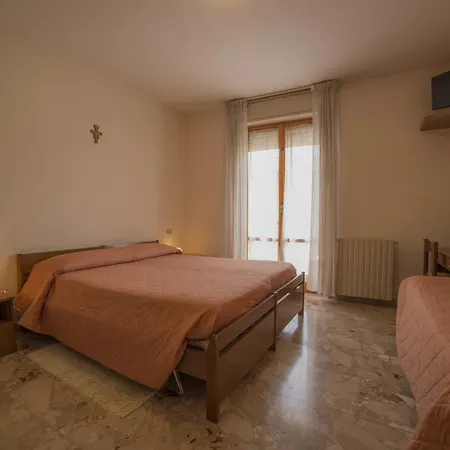 Santa Maria Hotel 2*