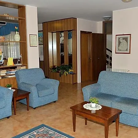 Hotel Santa Maria 2*