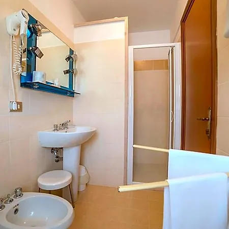 Hotel Santa Maria 2*