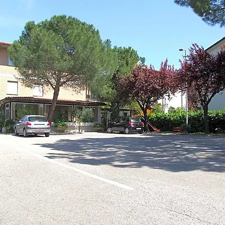 Santa Maria Hotel 2*