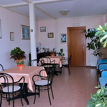 Отель Santa Maria Ассизи